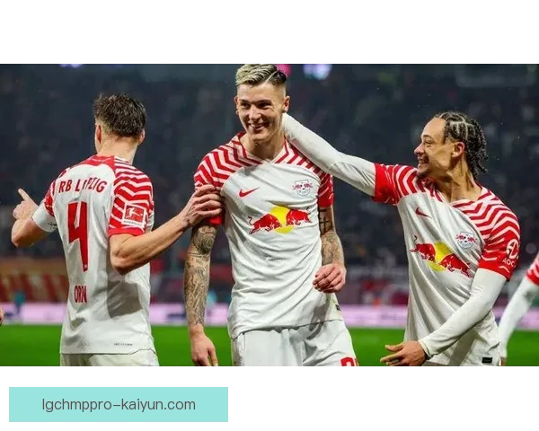 门兴球员近期表现稳健，状态逐渐回暖，未来值得关注。